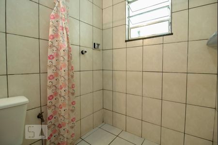 Casa à venda com 130m², 3 quartos e 1 vagaBanheiro 1