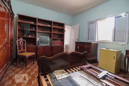 Quarto 2 de casa para alugar com 2 quartos, 140m² em Vila Carmosina, São Paulo