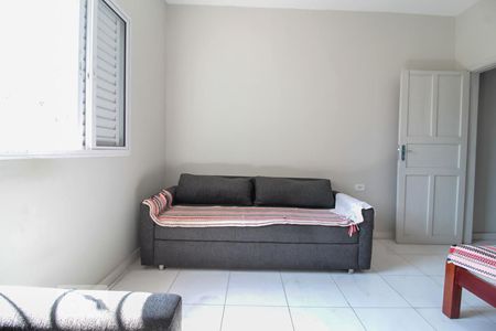 Quarto 1 de casa para alugar com 2 quartos, 140m² em Vila Carmosina, São Paulo