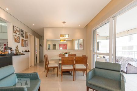 Apartamento à venda com 95m², 3 quartos e 2 vagas Apartamento à venda com 95m², 3 quartos e 2 vagasSala