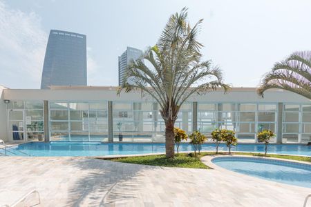 Apartamento à venda com 95m², 3 quartos e 2 vagas Apartamento à venda com 95m², 3 quartos e 2 vagasPiscina