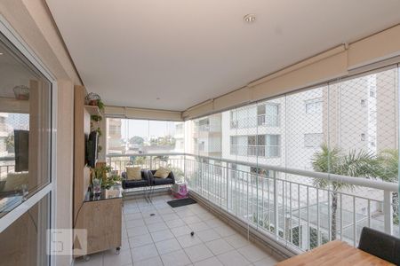 Apartamento à venda com 95m², 3 quartos e 2 vagas Apartamento à venda com 95m², 3 quartos e 2 vagasVaranda da Sala