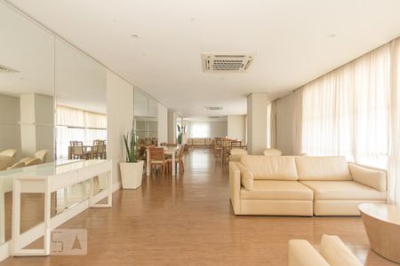 Apartamento à venda com 95m², 3 quartos e 2 vagas Apartamento à venda com 95m², 3 quartos e 2 vagasSalão de Festas