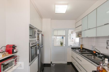 Apartamento à venda com 95m², 3 quartos e 2 vagas Apartamento à venda com 95m², 3 quartos e 2 vagasCozinha