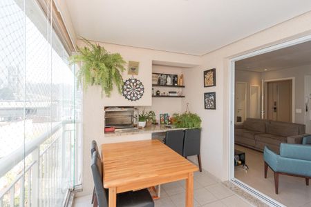 Apartamento à venda com 95m², 3 quartos e 2 vagas Apartamento à venda com 95m², 3 quartos e 2 vagasVaranda da Sala