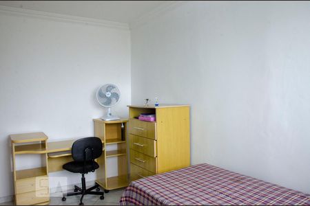 Quarto 1 de apartamento para alugar com 2 quartos, 89m² em Vila Valqueire, Rio de Janeiro