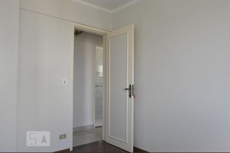 Apartamento para alugar com 76m², 2 quartos e 1 vagaQuarto1