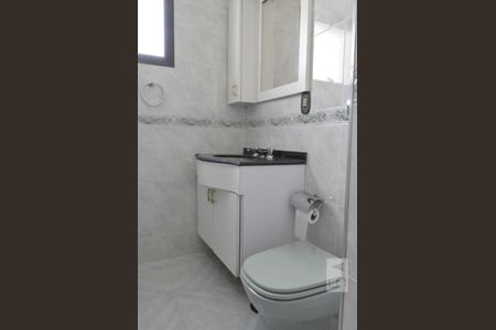 Apartamento para alugar com 76m², 2 quartos e 1 vagaBanheiro 1