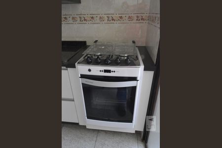 Apartamento para alugar com 76m², 2 quartos e 1 vagaCozinha