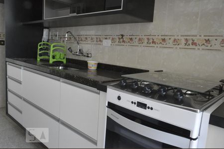 Apartamento para alugar com 76m², 2 quartos e 1 vagaCozinha