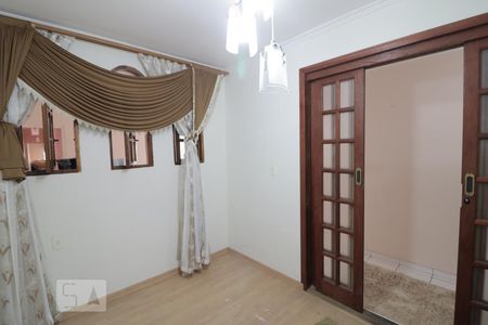 Casa à venda com 150m², 4 quartos e 2 vagasQuarto 2