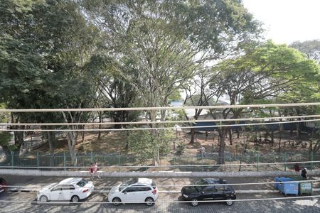 Casa à venda com 150m², 4 quartos e 2 vagasVista do Quintal 