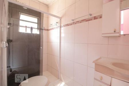 Casa à venda com 150m², 4 quartos e 2 vagasBanheiro 