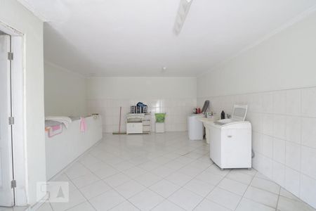 Casa à venda com 150m², 4 quartos e 2 vagas Area de Serviço
