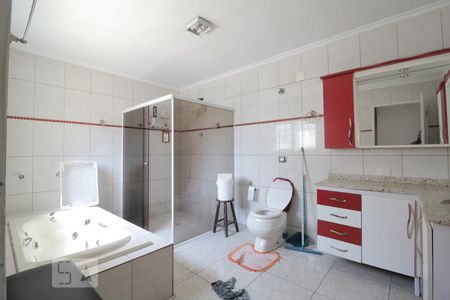 Casa à venda com 150m², 4 quartos e 2 vagasBanheiro da Suite