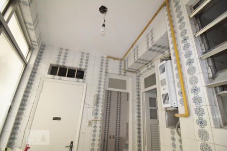 Apartamento para alugar com 135m², 3 quartos e 1 vagaÁrea de Serviço