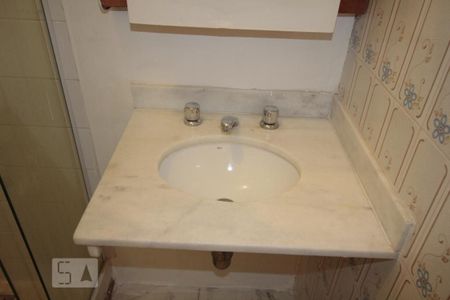 Apartamento para alugar com 135m², 3 quartos e 1 vagaBanheiro 2