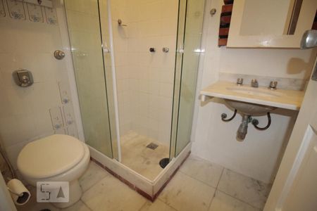 Apartamento para alugar com 135m², 3 quartos e 1 vagaBanheiro 2