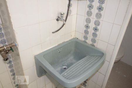 Apartamento para alugar com 135m², 3 quartos e 1 vagaÁrea de Serviço