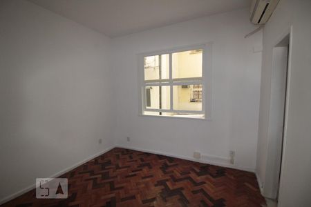 Apartamento para alugar com 135m², 3 quartos e 1 vagaQuarto 3