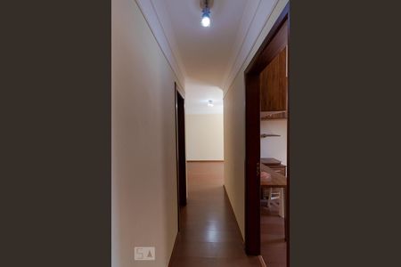 Apartamento à venda com 79m², 3 quartos e 1 vagaCorredor