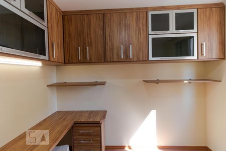 Apartamento à venda com 79m², 3 quartos e 1 vagaQuarto 01