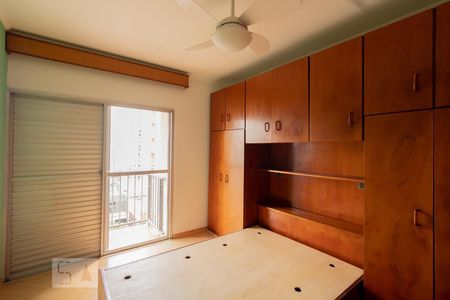 Quarto de apartamento à venda com 1 quarto, 65m² em Vila Olímpia, São Paulo
