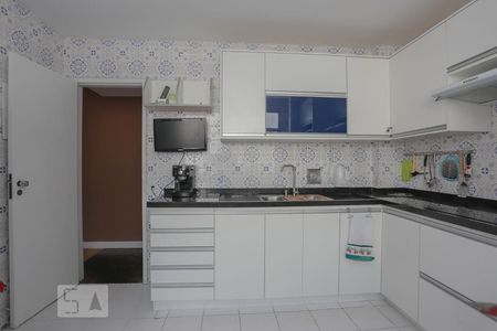 Apartamento à venda com 118m², 3 quartos e 1 vagaCozinha