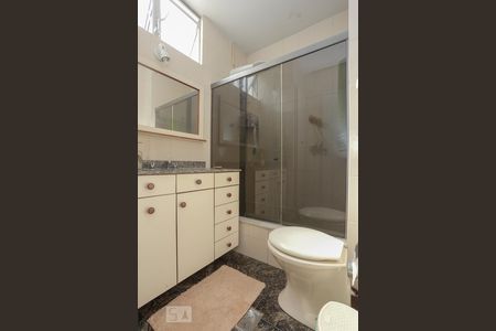 Apartamento à venda com 118m², 3 quartos e 1 vagaBanheiro Social 1