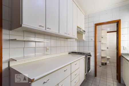 Apartamento para alugar com 84m², 3 quartos e 2 vagas Apartamento para alugar com 84m², 3 quartos e 2 vagasCozinha