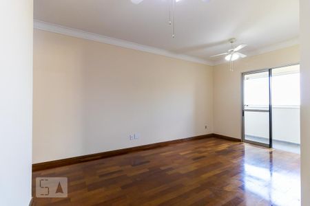 Apartamento para alugar com 84m², 3 quartos e 2 vagas Apartamento para alugar com 84m², 3 quartos e 2 vagasSala