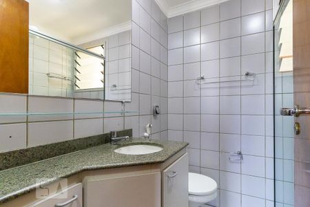 Apartamento para alugar com 84m², 3 quartos e 2 vagas Apartamento para alugar com 84m², 3 quartos e 2 vagasBanheiro social