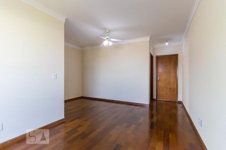Apartamento para alugar com 84m², 3 quartos e 2 vagas Apartamento para alugar com 84m², 3 quartos e 2 vagasSala