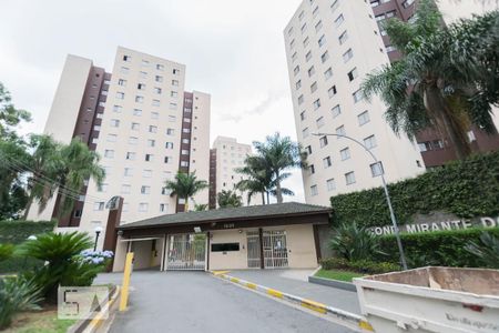 Apartamento para alugar com 54m², 2 quartos e 1 vaga Apartamento para alugar com 54m², 2 quartos e 1 vagaFachada