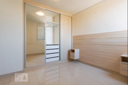 Suíte - Armário de apartamento para alugar com 2 quartos, 54m² em Jardim Márcia, Campinas