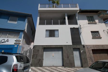 Casa à venda com 390m², 3 quartos e 4 vagasFachada