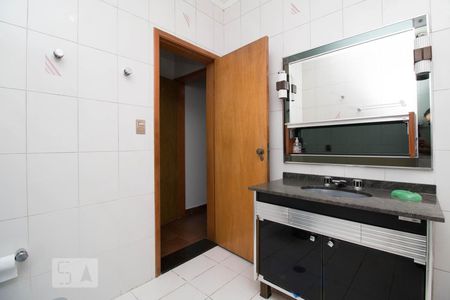 Casa à venda com 390m², 3 quartos e 4 vagasBanheiro Suite