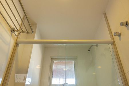 Apartamento para alugar com 35m², 1 quarto e 1 vagaDetalhe do banheiro