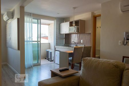 Sala de apartamento para alugar com 1 quarto, 35m² em Campo Grande, Rio de Janeiro