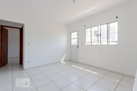 Sala e Cozinha de casa de condomínio para alugar com 1 quarto, 37m² em Vila Nova Mazzei, São Paulo