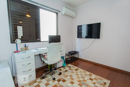 Casa à venda com 320m², 3 quartos e 6 vagasQuarto 2