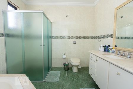 Casa à venda com 320m², 3 quartos e 6 vagasBanheiro