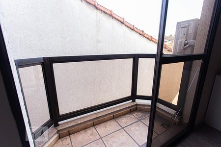 Casa à venda com 320m², 3 quartos e 6 vagasVaranda Sotão