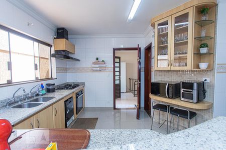 Casa à venda com 320m², 3 quartos e 6 vagasCozinha