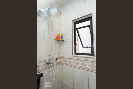 Casa à venda com 320m², 3 quartos e 6 vagasDetalhe banheiro suite