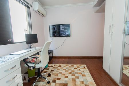 Casa à venda com 320m², 3 quartos e 6 vagasQuarto 2