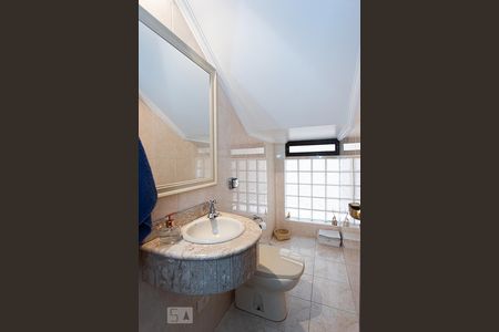 Casa à venda com 320m², 3 quartos e 6 vagasLavabo