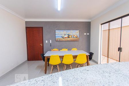 Casa à venda com 320m², 3 quartos e 6 vagasCozinha