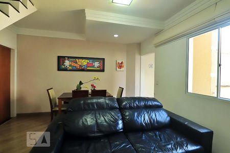Sala de casa para alugar com 2 quartos, 70m² em Parque Oratório, Santo André