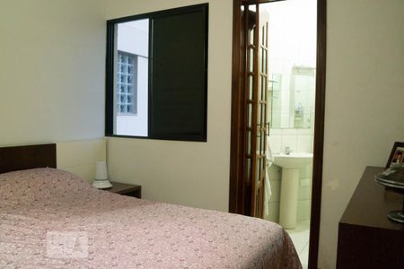 Apartamento à venda com 121m², 3 quartos e 2 vagasQuarto